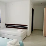 Victoria Apartment *