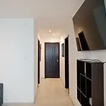 Victoria Apartment *